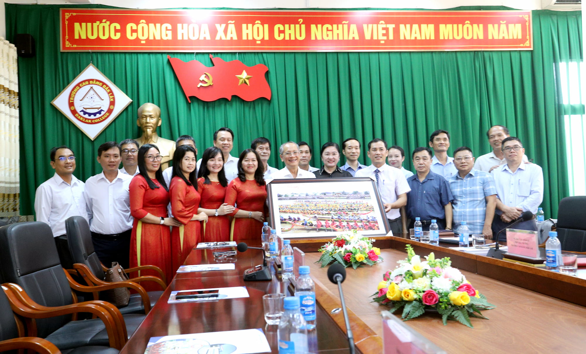 Trường Cao đẳng Đắk Lắk tổ chức thành công chương trình giao lưu, trao đổi kinh nghiệm với Trường Cao đẳng nghề Sóc Trăng